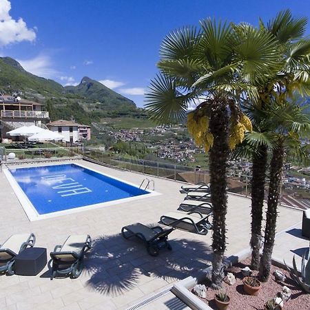 Albergo Deva Riva del Garda Kültér fotó