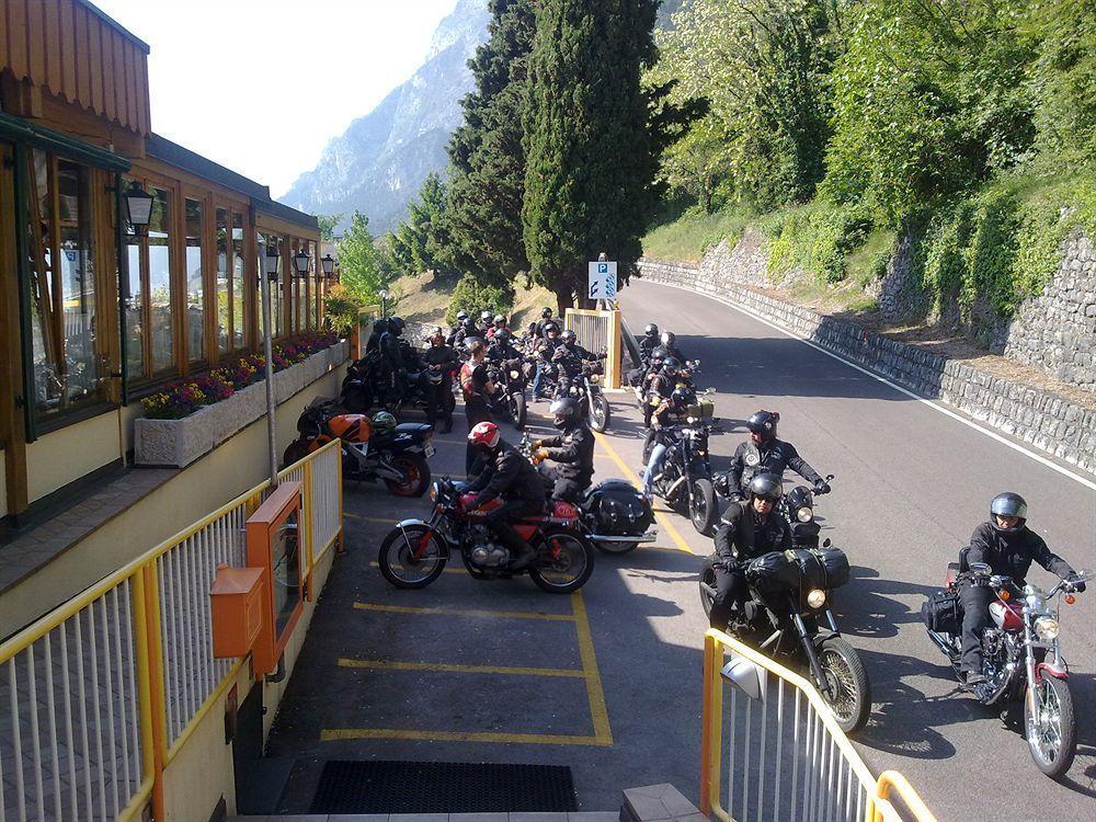 Albergo Deva Riva del Garda Kültér fotó