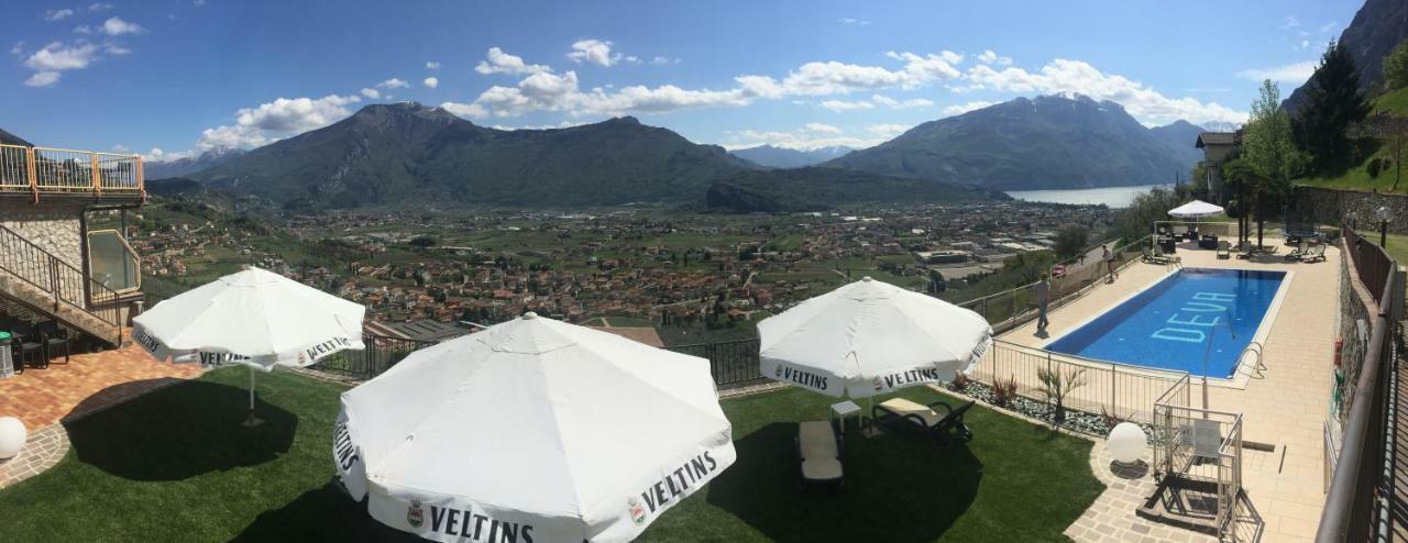 Albergo Deva Riva del Garda Kültér fotó