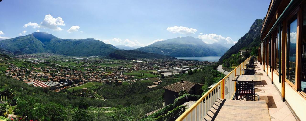 Albergo Deva Riva del Garda Kültér fotó